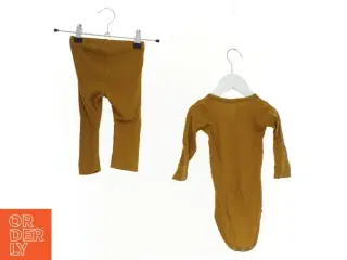 Sæt babytøj fra Name It (str. 68 cm)