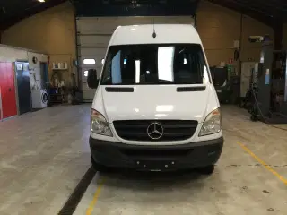Mercedes Sprinter Bus