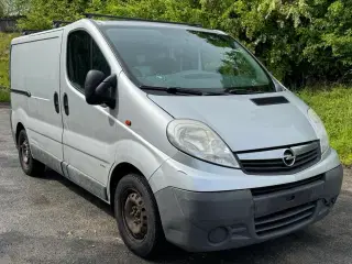 Opel vivaro 