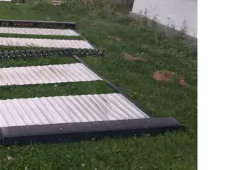 solvarmeanlæg stort med 200l solvarmebeholder