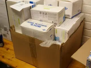 Parti engangsmasker