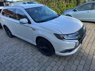 Mitsubishi outlander 2021 