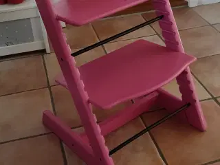 Lyserød tripp trapp stol