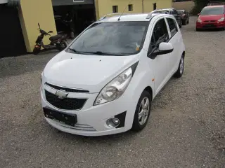 Chevrolet Spark 1,0 LS 68HK 5d