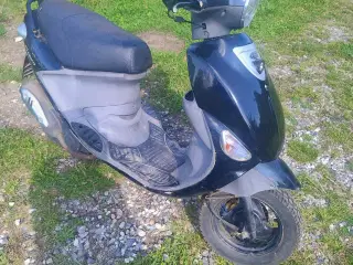 Pgo new ligreo 30 knallert 