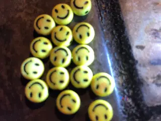 Nye perler med smiley