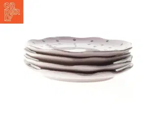 Sæt af 4 lilla tallerkener med prikker (str. 4 styk Ø 21 cm)