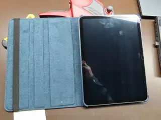 Tablet, APPLE IPAD Type: A2757