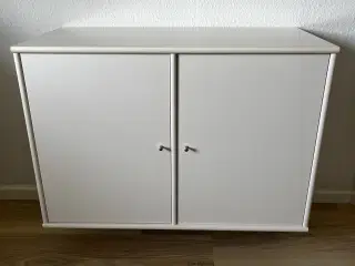 Mistral hvid væghængt skænk – stilren & funktionel