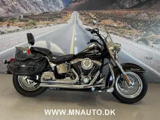 Harley-Davidson FLSTC Heritage Softail Classic