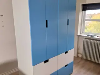 2 stk's Ikea garderobeskabe sælges. 