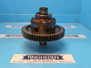 Deutz M2680 Transmission 06260234