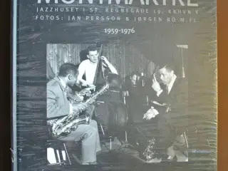 montmartre 1959-1976 - ny i plast, af frank büchma