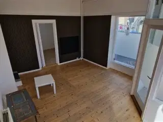 SØGER DU ET KLINIK RUM?