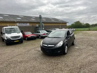 OPEL CORSA ÅRG 09