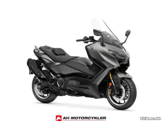 Yamaha T-Max 560 Tech Max Crystal Graphite