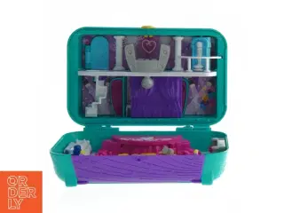 Legetøjsfest scenarie i kuffert fra Polly Pocket (str. 15x10 cm)