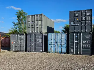 Bredt udvalg af containere 