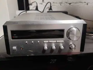 Yamaha rx-e200 stereo receiver 