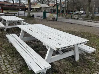 5 x Bord & bænkesæt (gratis)