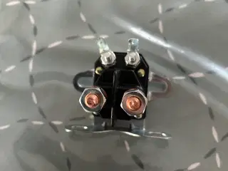 Starter og startrelæ 