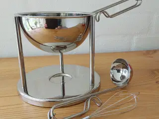 Menu sovsevarmer i rustfrit stål med øser og piske