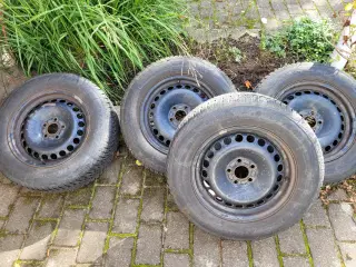 vinterdæk+fælge 215/65R16 Goodyear UltraGrip