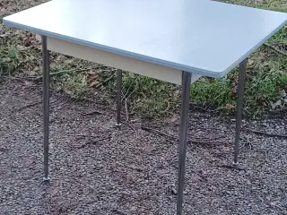 Køkkenbord, retro.