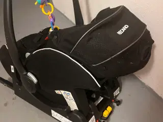 Baby autostol 