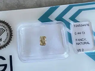 0,44 ct Naturlig Fancy Yellow Diamant - VS2– IGI-c