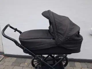 Stork  barnevogn  sælges  velholdt 