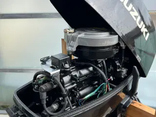 Påhængsmotor 15 Hk Suzuki, under 25 sejltimer