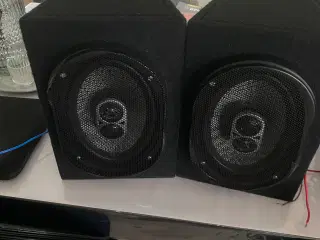 2 stk biltema højtalere i kasse.