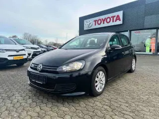 VW Golf VII 1,6 TDi 105 Trendline BMT