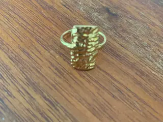 Danish Maanesten ring