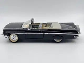 1959 Chevrolet Impala Convertible 1:18 