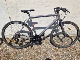 Hybrid cykel x-zite