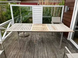 Teak havebord