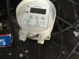 Foderautomat til alt vildt med timer