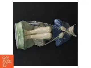 Figur 905 fra Royal Copenhagen (str. 18 cm)