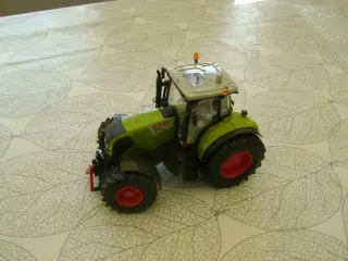 Claas Axion 850 Siku
