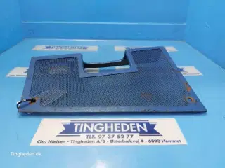 Ford 7700 Grill R.  D5NN10N333C