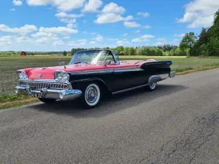 1959 Ford Galaxie Skyliner i show condition