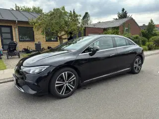 Mercedes EQE300  