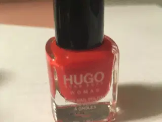 Hugo Boss neglelak