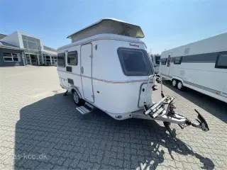 2014 - Hymer Touring 430 GT   Hymer Touring Triton 430 GT årgang 2014 3 sovepladser, 2 siddepladser, Mover, Cykelholder, Solsejl. 2 fl. 6 kg gas tomme, Reservehjul.