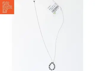 Halskæde med dråbeformet vedhæng (str. 50 cm)