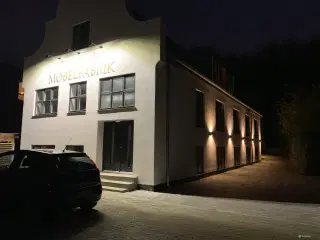 Lækkert erhvervslejemål lige op ad Brøndbyskoven