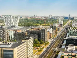 PUBLIC - ikonisk kontorbygning genopstår som unikt flerbrugerhus med luksuriøse fællesfaciliteter