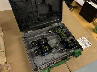 Hitachi 12V Slagtrækker-sæt m. kuffert